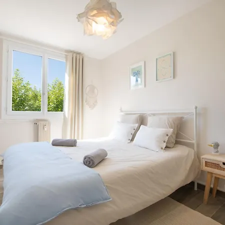 Chez Ambre Et Flo - Queen Size Clim Centre Parking Saint-Raphaël