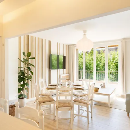 Chez Ambre Et Flo - Queen Size Clim Centre Parking * Saint-Raphaël